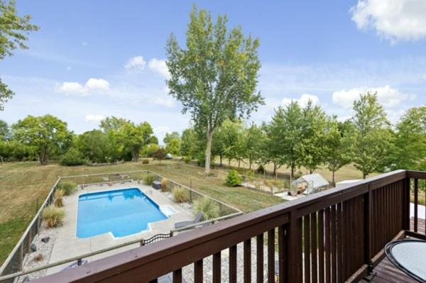 The Lodge At Lakeshore Belle River Exteriör bild